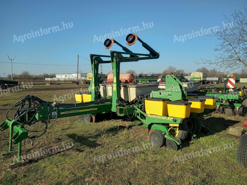 John Deere 1770 MaxEmerge XP 12 soros szemenkénti vetőgép (2012)