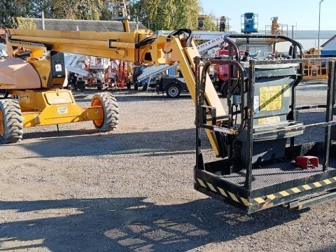 JLG M600JP - 20,29 m - 230 kg - Bi-Energy - 4x4 teleszkópos karos emelő eladó JLG M600JP - 20,29 m - 230 kg - Bi-Energy - 4x4 teleszkópos karos emelő eladó