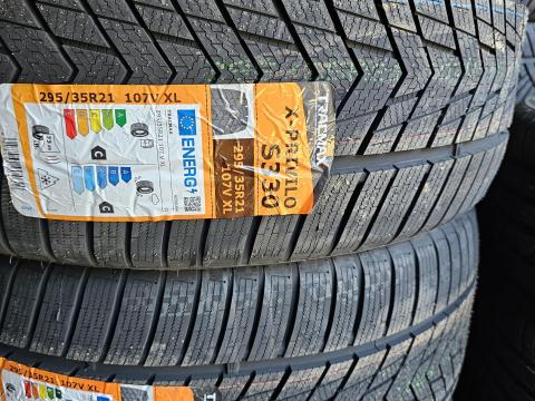 295/35R21 TRACMAX 107V XL Új Téli Gumiakció 295/35R21 TRACMAX 107V XL Új Téli Gumiakció