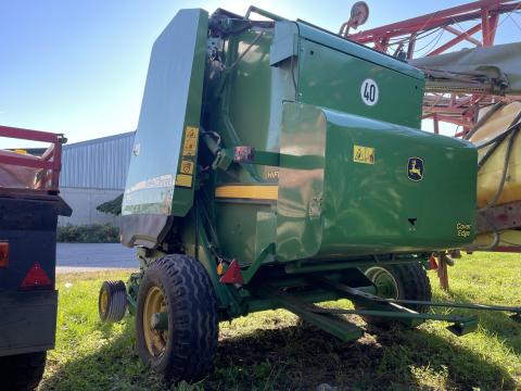 ELADÓ John Deere 852 Cover Edge körbálázó