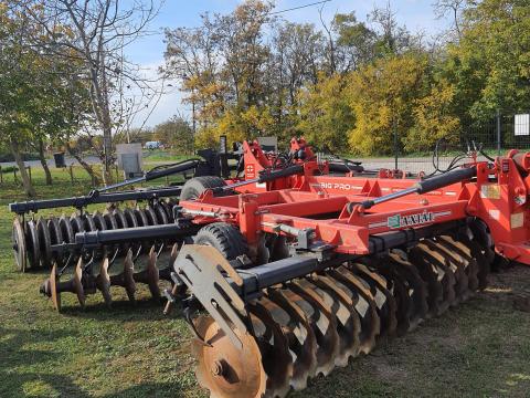 Gregoire Besson BIG PRO 6, 2m nehéz tárcsa eladó! ITLS Gregoire Besson BIG PRO 6, 2m nehéz tárcsa eladó! ITLS