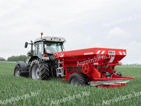 Krukowiak - REA 3600 literes műtrágyaszóró - Royal Traktor Krukowiak - REA 3600 literes műtrágyaszóró - Royal Traktor