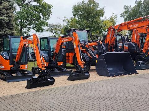 HITACHI Minikotró,  Forgókotró,  Gumikerekes kotró Homlokrakodó HITACHI Minikotró,  Forgókotró,  Gumikerekes kotró Homlokrakodó