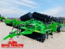 AGRIMETAL 4,4 M VONTATOTT - HIDRAULIKUS KOMPAKTOR - RAKTÁRKISÖPRÉSI AKCIÓ - ROYAL TRAKTOR