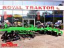 AGRIMETAL 4,4 M VONTATOTT - HIDRAULIKUS KOMPAKTOR - RAKTÁRKISÖPRÉSI AKCIÓ - ROYAL TRAKTOR