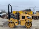 Caterpillar CB22B tandem vibrohenger