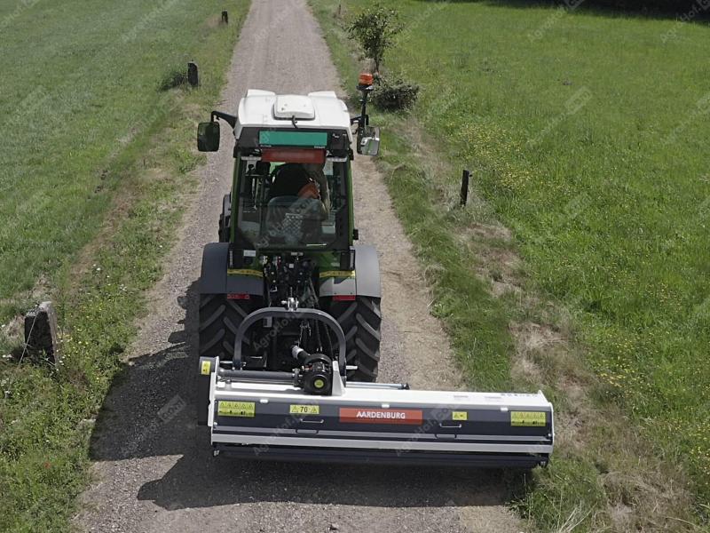 Szárzúzó, mulcsozó 240 cm (hidraulikus oldalkitolás) / Alpha M MEGA