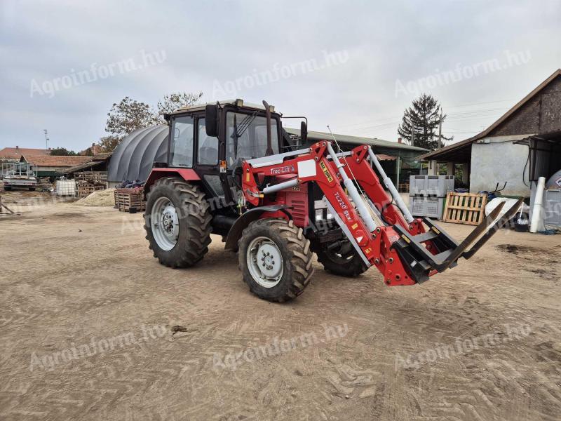 Mtz 820.4 tracklift homlokrakodóval