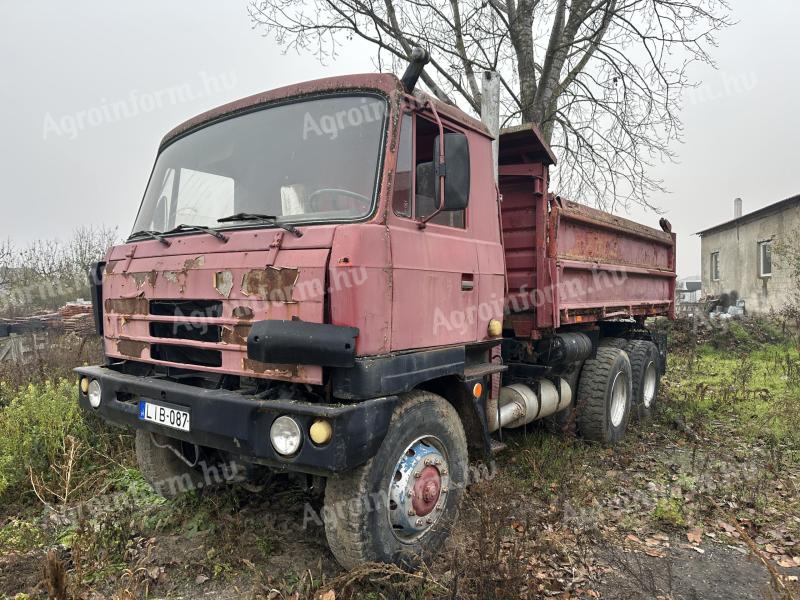 Tatra 815 6x6 billencs