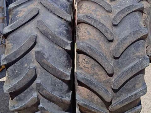 Traktorgumi Firestone eladó Mórahalmon Traktorgumi Firestone eladó Mórahalmon