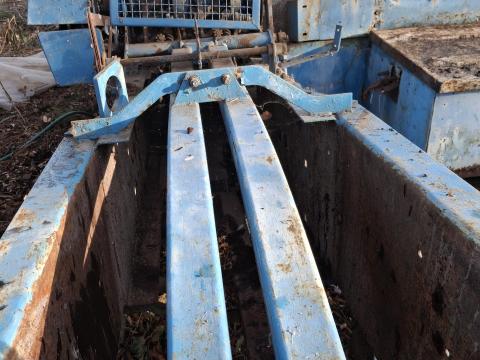 Működőképes K 454-es kiskockabálázó eladó Működőképes K 454-es kiskockabálázó eladó