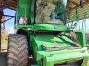 John Deere T560 használt kombájn eladó – összkerekes, gabonaadapterrel és repcetoldattal