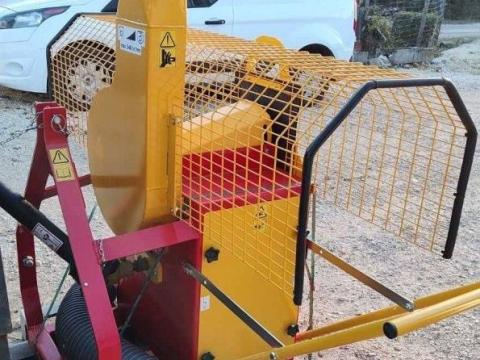 Rönkérgező gép Rabaud Robopel 150 Rönkérgező gép Rabaud Robopel 150