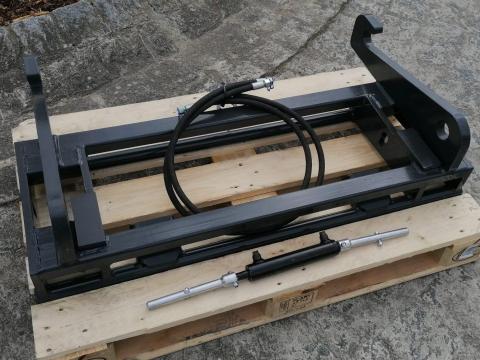 Homlokrakodó váltóadapter / gyorscsatlakozó 2500 kg Claas Scorpionhoz, Kramerhez AL-ról Euro Homlokrakodó váltóadapter / gyorscsatlakozó 2500 kg Claas Scorpionhoz, Kramerhez AL-ról Euro