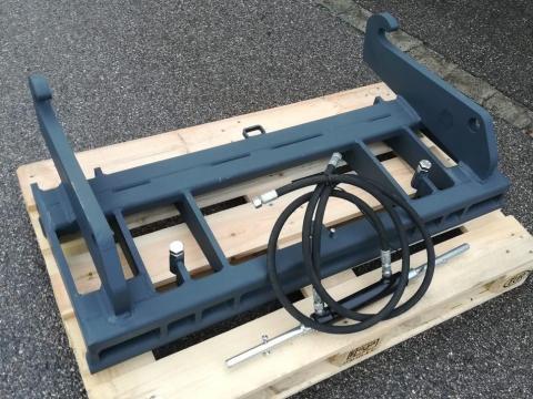 Homlokrakodó váltóadapter / gyorscsatlakozó 3300 kg Volvo L40 / 45 Kramer 880-hoz AL-ról E Homlokrakodó váltóadapter / gyorscsatlakozó 3300 kg Volvo L40 / 45 Kramer 880-hoz AL-ról E