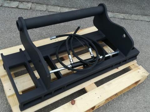 Homlokrakodó váltóadapter / gyorscsatlakozó 2500 kg Schaeff, Terex, Yanmar, Zeppelin, Bobcat Homlokrakodó váltóadapter / gyorscsatlakozó 2500 kg Schaeff, Terex, Yanmar, Zeppelin, Bobcat