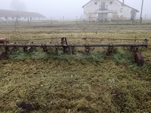 Eladó sorközművelő kultivátor Eladó sorközművelő kultivátor