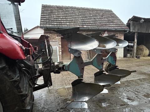 Eke váltvaforgatós hármas Eke váltvaforgatós hármas