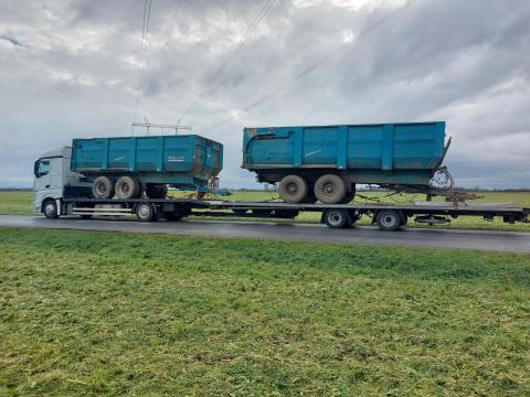 Kiskőrös,  gépszállítás,  traktor,  Rába,  kombájn,  mobilházak szállítása országosan Kiskőrös,  gépszállítás,  traktor,  Rába,  kombájn,  mobilházak szállítása országosan
