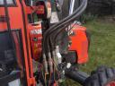 Kubota MU 4501 4*4 traktor homlok- rakodóval,  illetve bála tüskével fűthető fülkével e