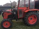 Kubota MU 4501 4*4 traktor homlok- rakodóval,  illetve bála tüskével fűthető fülkével e