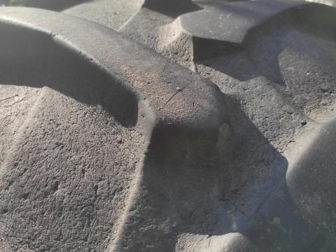 480/70 R28 gumi eladó 480/70 R28 gumi eladó