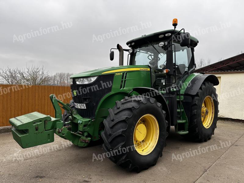 John Deere 7230R