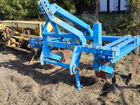 Omikron két késes talajlazító 70-180 cm állítható késekkel eladó Omikron két késes talajlazító 70-180 cm állítható késekkel eladó