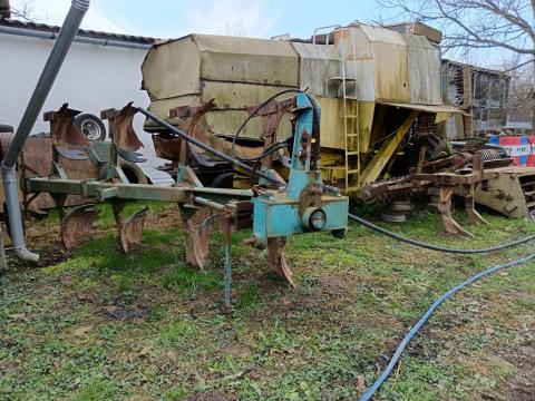 Váltva forgató eke Kve 4/3 típus Váltva forgató eke Kve 4/3 típus