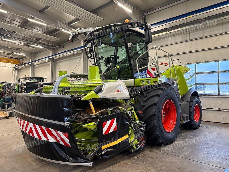 CLAAS Jaguar 960 önjáró silózó