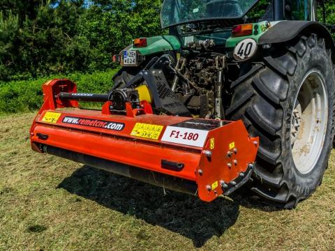 REMET F1 180 Kalapácsos Szárzúzó REMET F1 180 Kalapácsos Szárzúzó