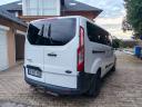 FORD TRANSIT CUSTOM - 9 személyes kisbusz