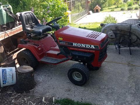 HONDA HT 3813 kerti fűnyíró traktor eladó HONDA HT 3813 kerti fűnyíró traktor eladó