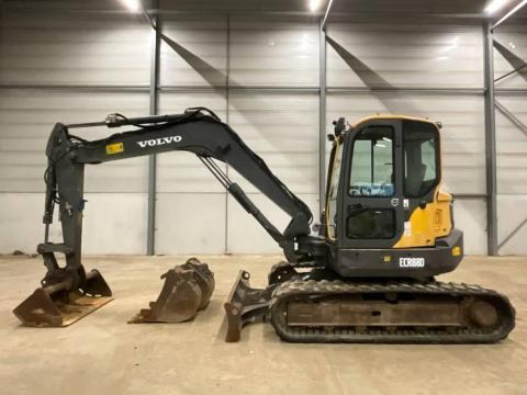 Volvo ECR 88D / 2014 / 3360 óra / 3 db kanál / Lízing 20%-tól Volvo ECR 88D / 2014 / 3360 óra / 3 db kanál / Lízing 20%-tól