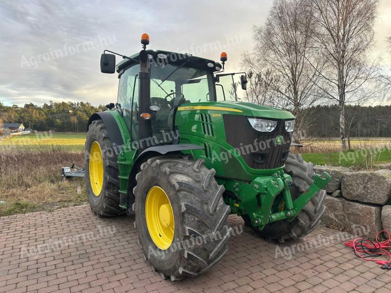 John Deere 6210R - 2550 órás