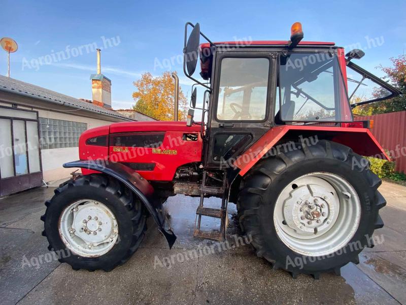 MTZ 920.3 traktor