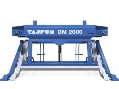Tajfun DM 2000 rönkfeladóasztal Tajfun DM 2000 rönkfeladóasztal