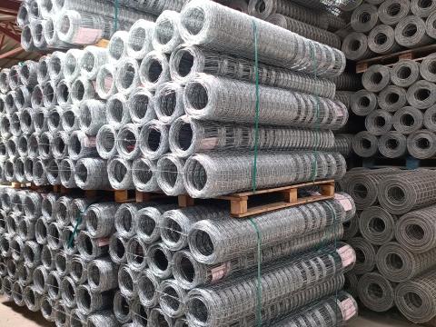 Gyártótól: vadháló,  drótfonat,  drótháló,  oszlop,  kapu,  kerítésdrót,  drótkerítés Gyártótól: vadháló,  drótfonat,  drótháló,  oszlop,  kapu,  kerítésdrót,  drótkerítés