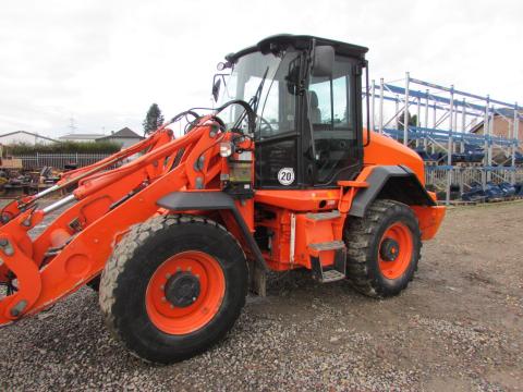 JCB 411 T4 / 2015 / 2900 óra / Lízing 20%-tól JCB 411 T4 / 2015 / 2900 óra / Lízing 20%-tól