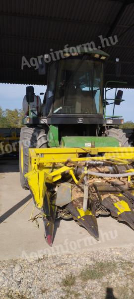 John Deere 6750 Silózó