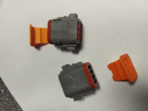 Timberjack John Deere HHM Power csatlakozó F053688 Timberjack John Deere HHM Power csatlakozó F053688