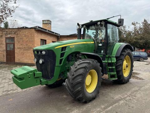 John Deere 8230 John Deere 8230