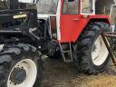 Steyr traktor homlokrakodóval