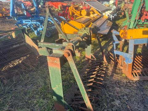 CSEMETEKIEMELŐ,  ÁGYÁSKIEMELŐ CSEMETEKIEMELŐ,  ÁGYÁSKIEMELŐ