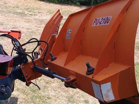 Tolólap Kacper PU210, traktor hárompontos függesztéssel Tolólap Kacper PU210, traktor hárompontos függesztéssel