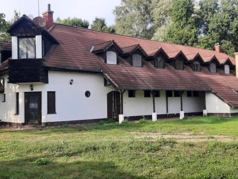 LOVARDA PANZIÓ LOVASBIRTOK TANYA ELADÓ LOVARDA PANZIÓ LOVASBIRTOK TANYA ELADÓ