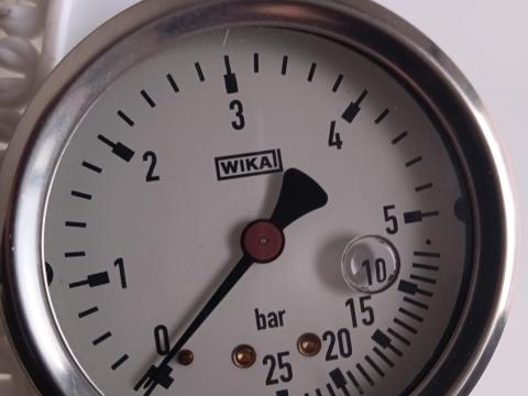 Új nyomásmérő óra glicerines 0-5/25bar,  (permetezőhöz) Új nyomásmérő óra glicerines 0-5/25bar,  (permetezőhöz)