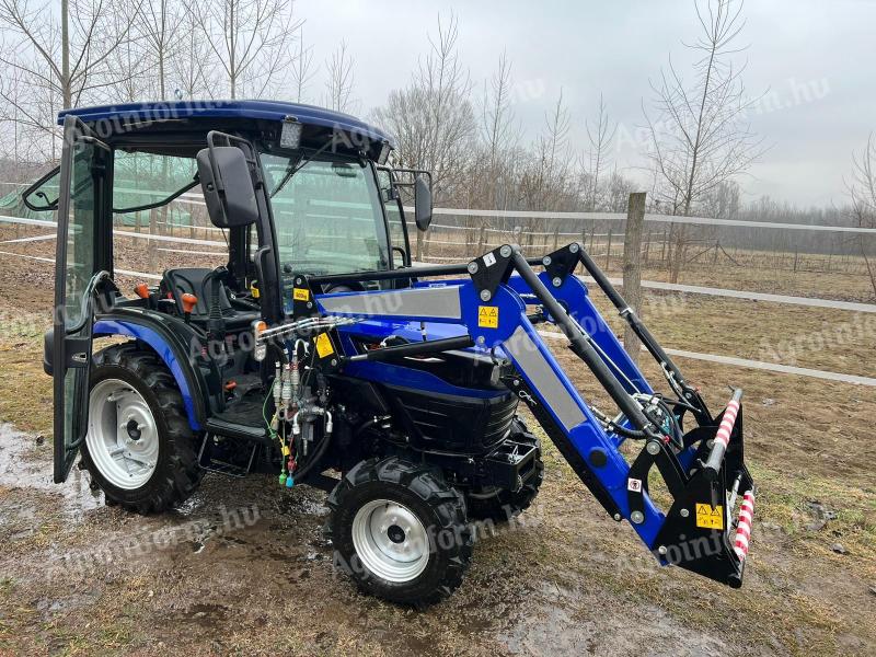 Farmtrac 26 fülkés kerti traktor