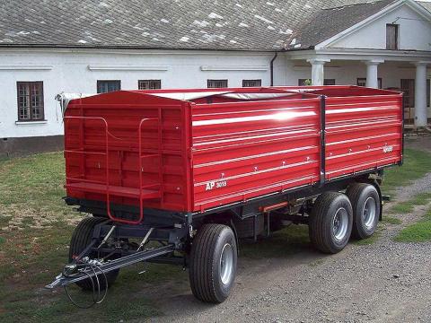 AP 3018 típusú (24 t) terhelhetőségű pótkocsi készletről (AJG) AP 3018 típusú (24 t) terhelhetőségű pótkocsi készletről (AJG)