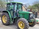 John Deere 6110 rakodóval